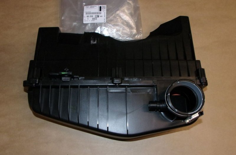 Boîtier de filtre à air Peugeot 207, 1007 1.6 VTI, 9820986780, 9820986780, 