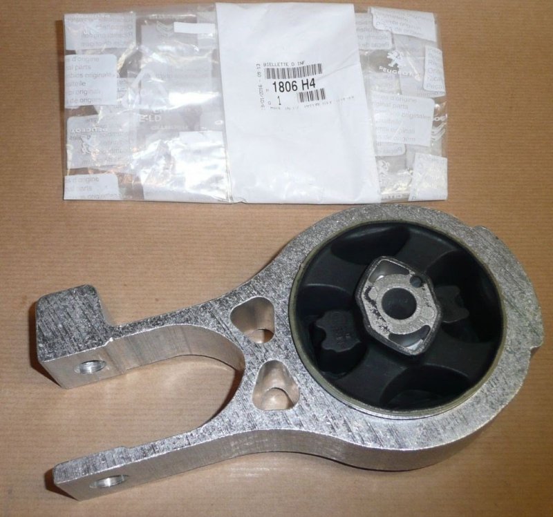 Support moteur inférieur (rotule en fourche) d’origine pour Citroën C5 III, C8, Jumpy III , 1806H4 , 1806.H4