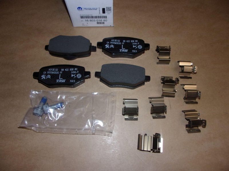 Original  Plaquettes de frein Peugeot 208, 2008 arrière ,  1680301680