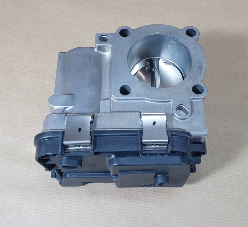 Pièce d’origine  Boîtier papillon pour Fiat 500 2015|}, 77369183