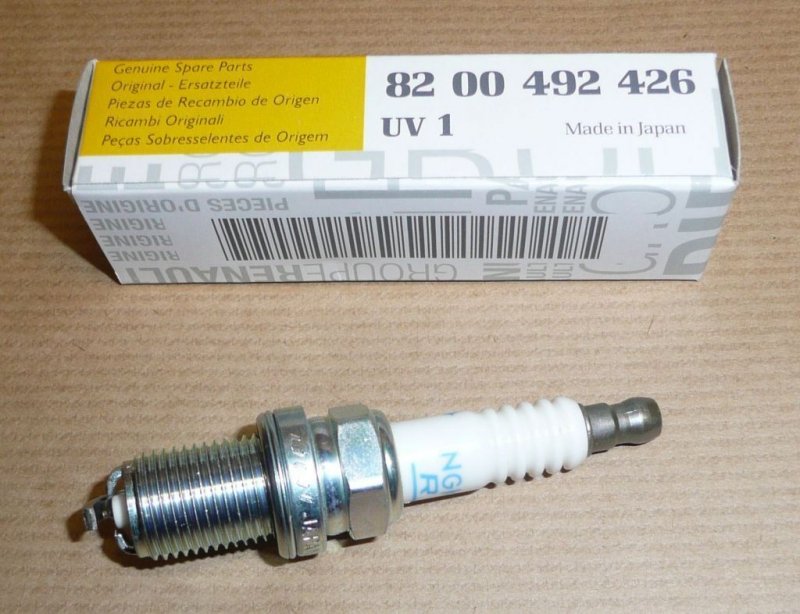 Original  Bougie d'allumage Renault Laguna II 2.0 16V , 8200492426