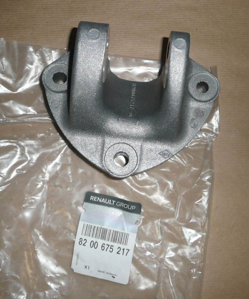  Support de fixation du moteur Renault Master III , 8200675217