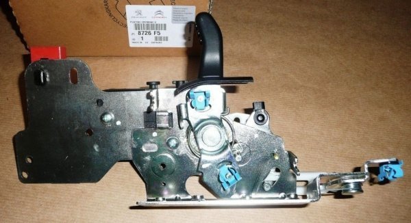 Serrure de porte d'origine côté passager arrière droit Peugeot Partner Citroën Berlingo, 8726.F5, 8726F5