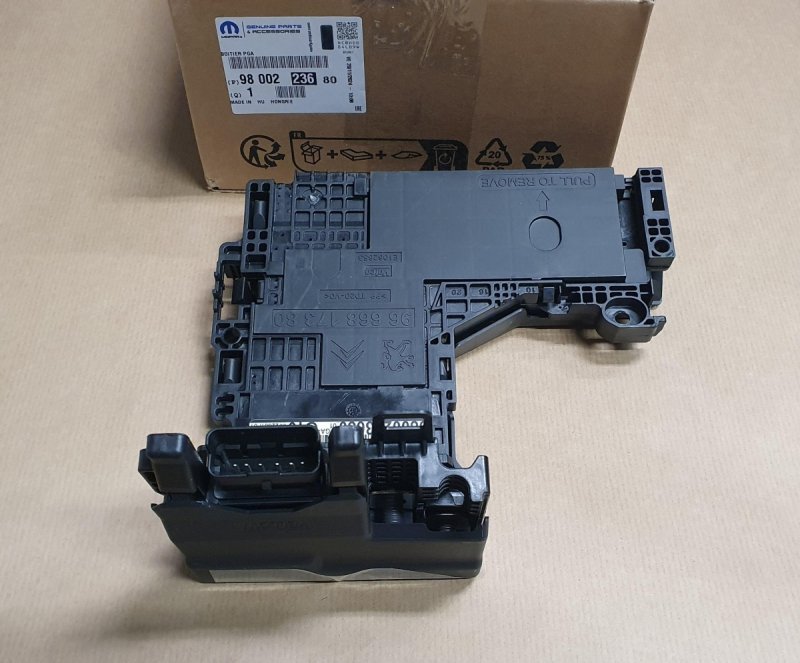 Module de batterie Citroën DS5 11-15, 9800223680, 9800223680, 