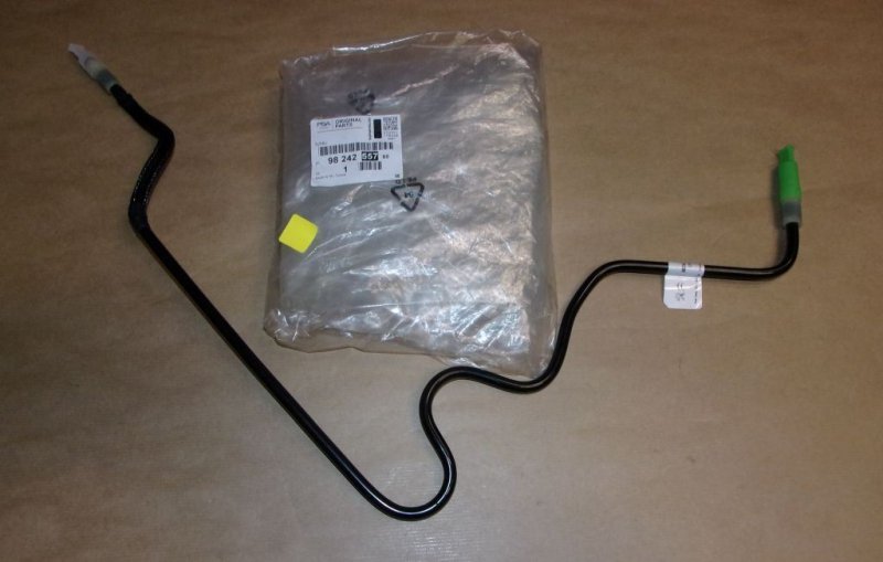 Conduite d'émetteur d'embrayage Peugeot 208 II 1.5 HDI, 9824255780, 9824255780, 