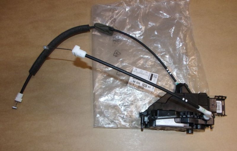 Serrure de porte Peugeot 5008 avant droit, 9800623380, 9800623380, 