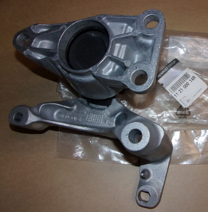 Support moteur Renault Megane III 1.6 16V, 112100014R, 