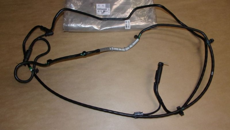 Conduite AdBlue Peugeot 2008 1.6 BlueHDi, 9817421880, 9817421880, 