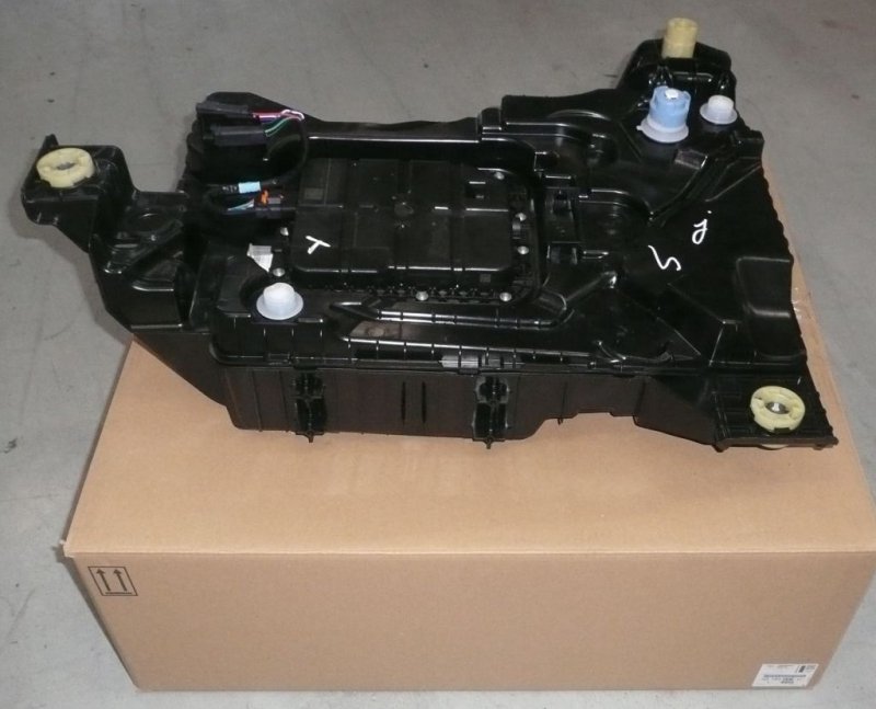 Réservoir AdBlue Peugeot 308 II, 9818559380, 9818559380, 