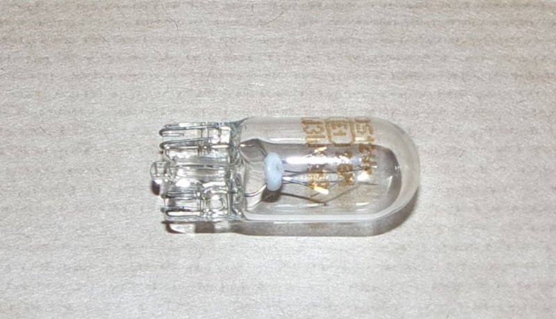 Original  Ampoule W3W 12V 3W Renault 10 pièces dans l'emballage , 7703097387