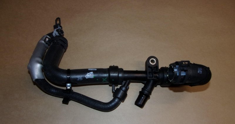 Conduite d'eau Renault Master III 2.3DCI, 110606001R, 