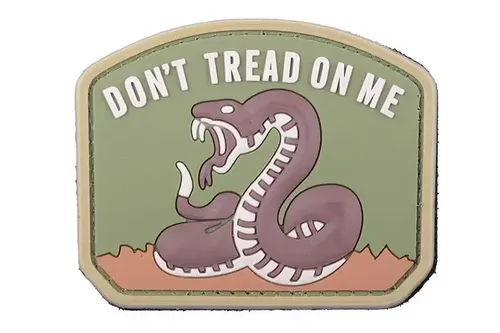 Naszywka 3D – Don&#039;t Tread On Me - coyote