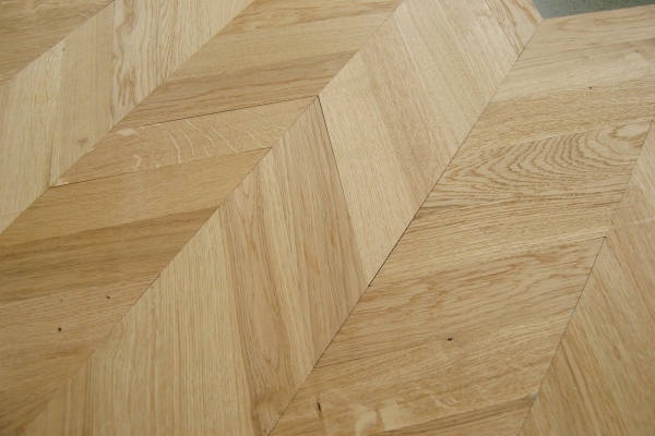  Parkiet lamelowy jodełka francuska na siatce kl.Styl 10x50x191mm