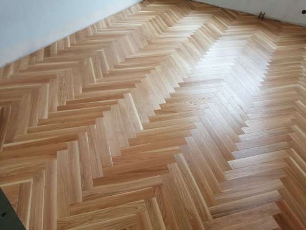  Parkiet dąb dwuwarstwowy  olejowany standart 10x70x350mm
