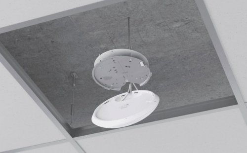 Acces Point Wi-Fi  7 Ubiquiti UniFi U7 Pro 2.4GHz(2x2)/5GHz(2x2)/6GHz(2x2) PoE+ 1x2,5G
