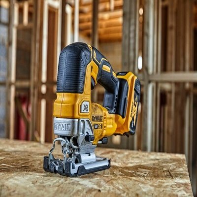 DeWALT DCS334P2-QW wyrzynarka elektryczna 3200 spm 2,1 kg