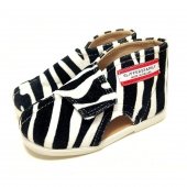Pierwsze buciki dla dzieci Slippers Family Zebra