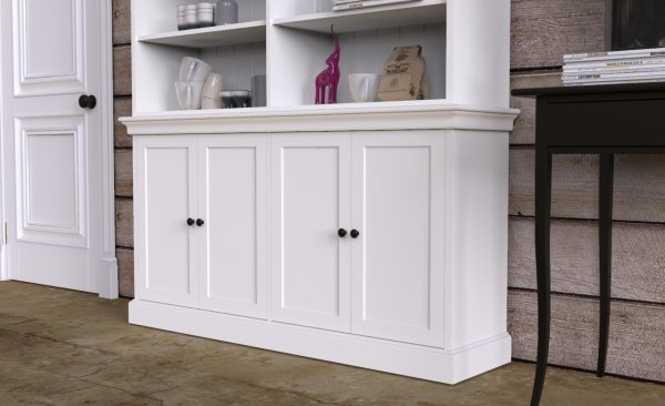 BIAŁA BIBLIOTECZKA NORDICANA 4D. 