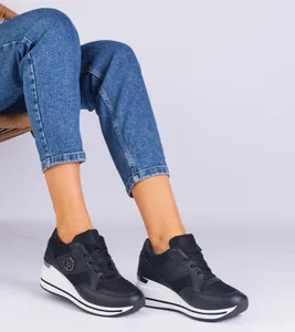 Czarne sneakersy damskie zdobione metaliczną wstawką Eralda