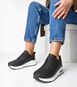 Czarne sneakersy na grubej podeszwie Sylvie