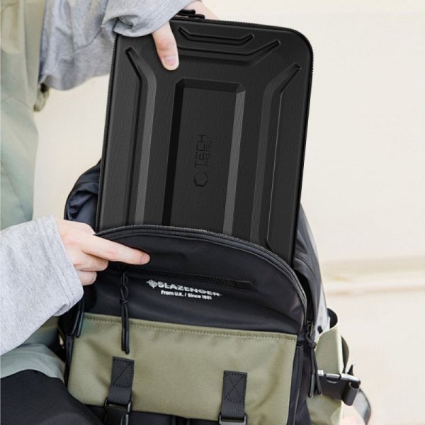 Pokrowiec etui usztywniane wodoodporne na laptopa 15-16'' - czarny