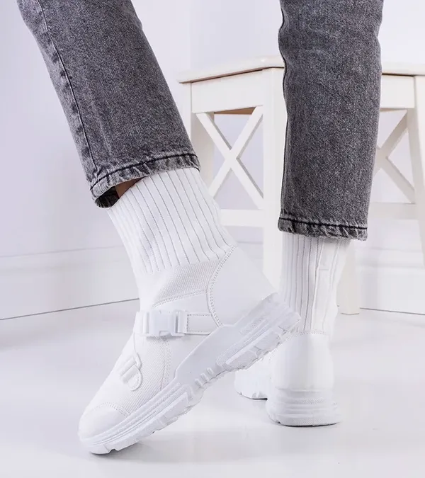 Białe sneakersy Saker