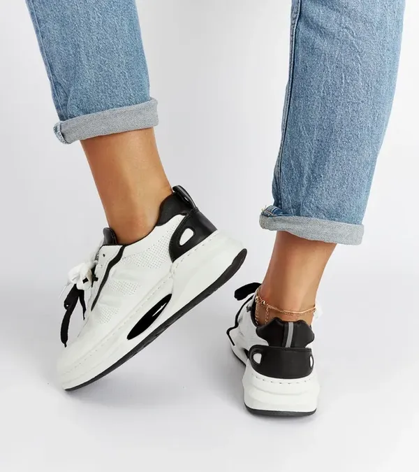 Biało-czarne sneakersy Galdino