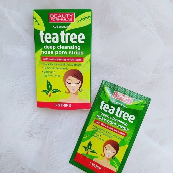 Beauty  Formulas Tea Tree Głęboko oczyszczające paski na nos  1op-6szt