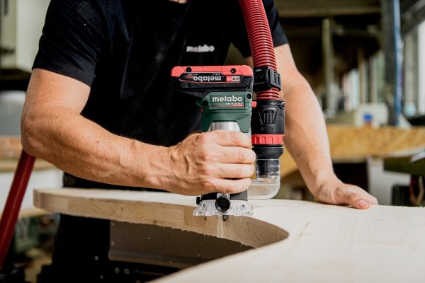 Frezarka do krawędzi Metabo FMV 18 LTX BL 8 601742850