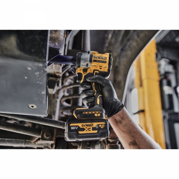 Klucz udarowy DeWalt DCF923N 18V 406Nm 3/8