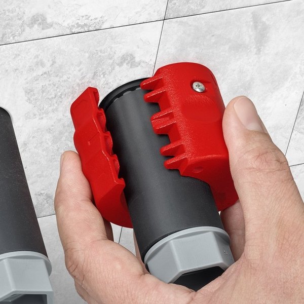 Obcinak do rur z tworzywa sztucznego i tulejek uszczelniających Knipex BiX 90 22 10 BK