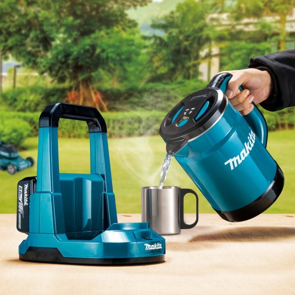 Akumulatorowy czajnik Makita LXT 2x18V DKT360