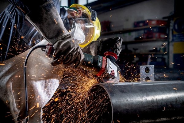 Szlifierka kątowa Metabo WE 19-125 Q M-BRUSH 613105000