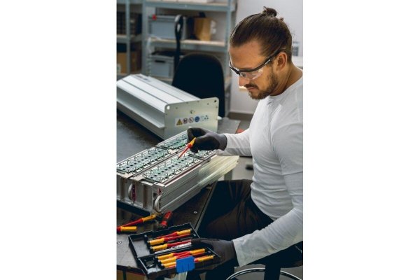 Zestaw wkrętaków izolowanych VDE 13szt. Hogert HT1S997