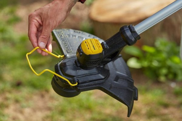 Podkaszarka akumulatorowa Stanley FATMAX SFMCST933B 18V v20 