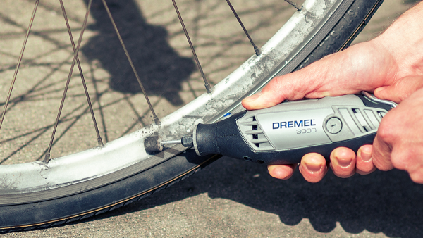 Narzędzie wielofunkcyjne Dremel 3000 VF  + 45 akcesoriów walizka
