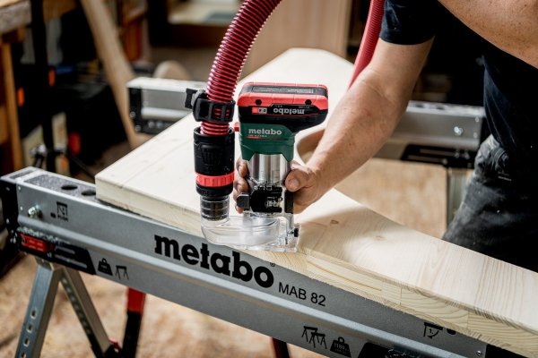 Frezarka do krawędzi Metabo FMV 18 LTX BL 8 LIHD Metabox 145 L 601742800