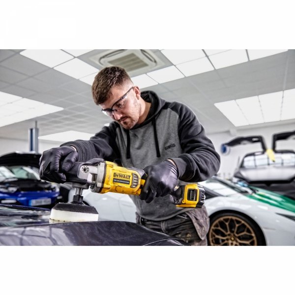 Rotacyjna polerka akumulatorowa DeWALT DCM849N 18V 