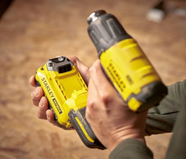 Akumulatorowa opalarka Stanley FATMAX SFMCE530B 18V v20