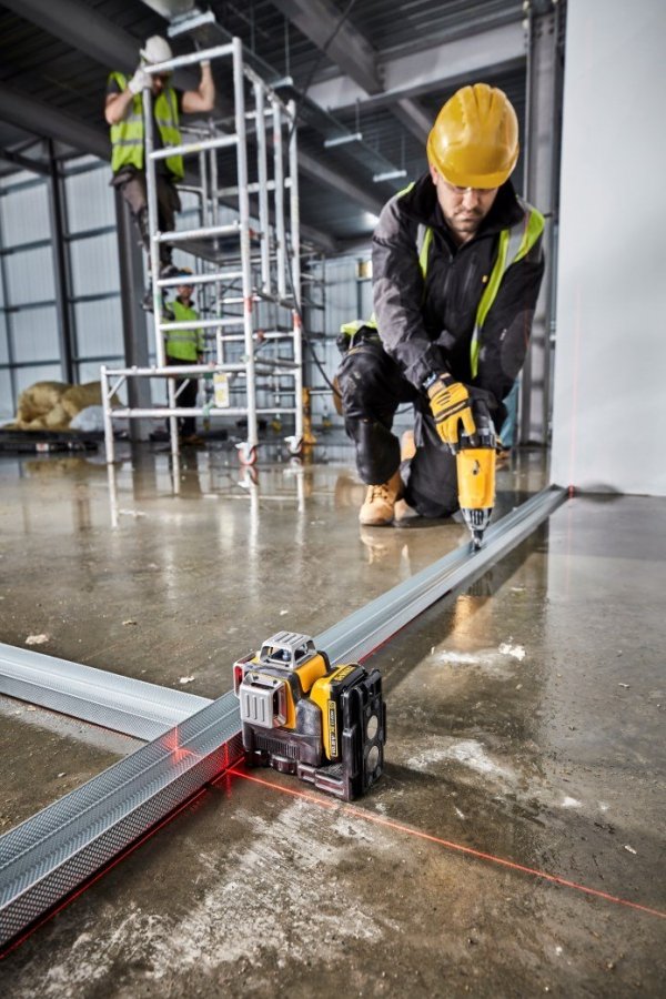 Laser 3-wiązkowy czerwony samopoziomujący 360° DeWalt DCE089D1R