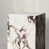 Menu PLINTH Postument Marmurowy Wysoki - Marmur Rose Calacatta