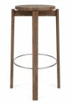 Audo PASSAGE Hoker - Krzesło Barowe 75 cm Orzech / Obręcz Srebrna