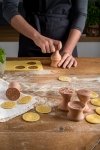 Marcato CLASSIC LINE Zestaw Stempli do Makaronu Corzetti + Podstawa do Cięcia