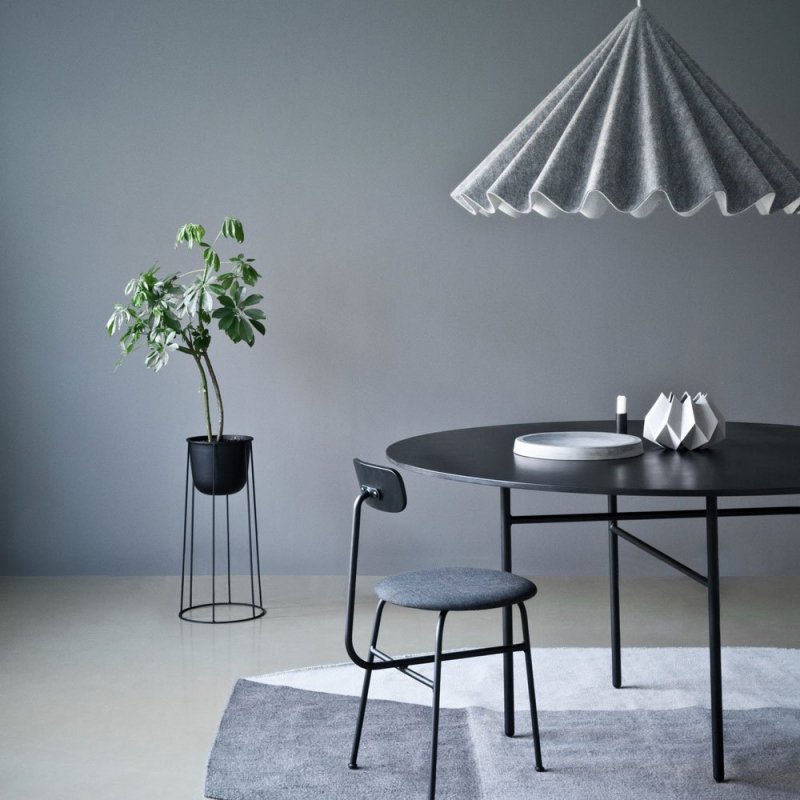 Menu SNAREGADE Stół Okrągły 120 cm Czarny / Blat Fornir Dębowy