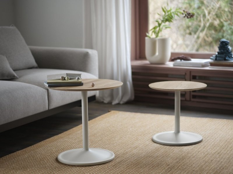 Muuto SOFT SIDE Stolik Okrągły 40 cm Biały / Blat 48 cm Dąb Naturalny