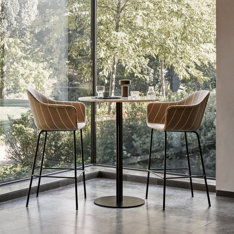 Menu HARBOUR Krzesło Barowe 112 cm Hoker Czarny - Siedzisko Tapicerowane Miodowe