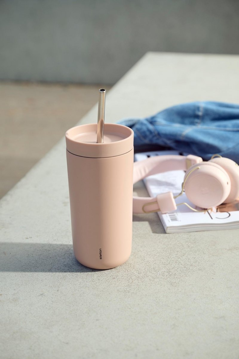 Stelton TO GO Kubek Termiczny ze Słomką 400 ml / Czarny