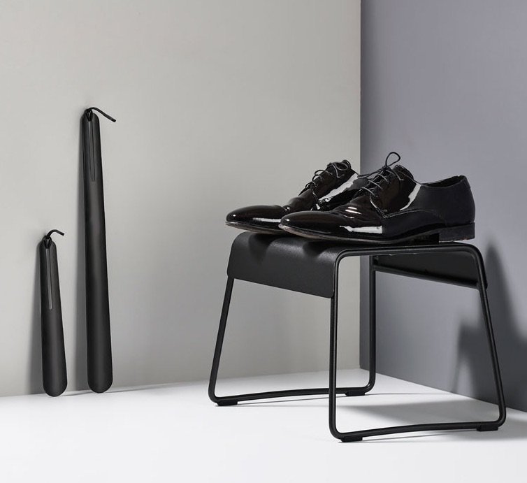 ZONE Denmark A-SHOEHORN Łyżka do Butów 45 cm Czarna