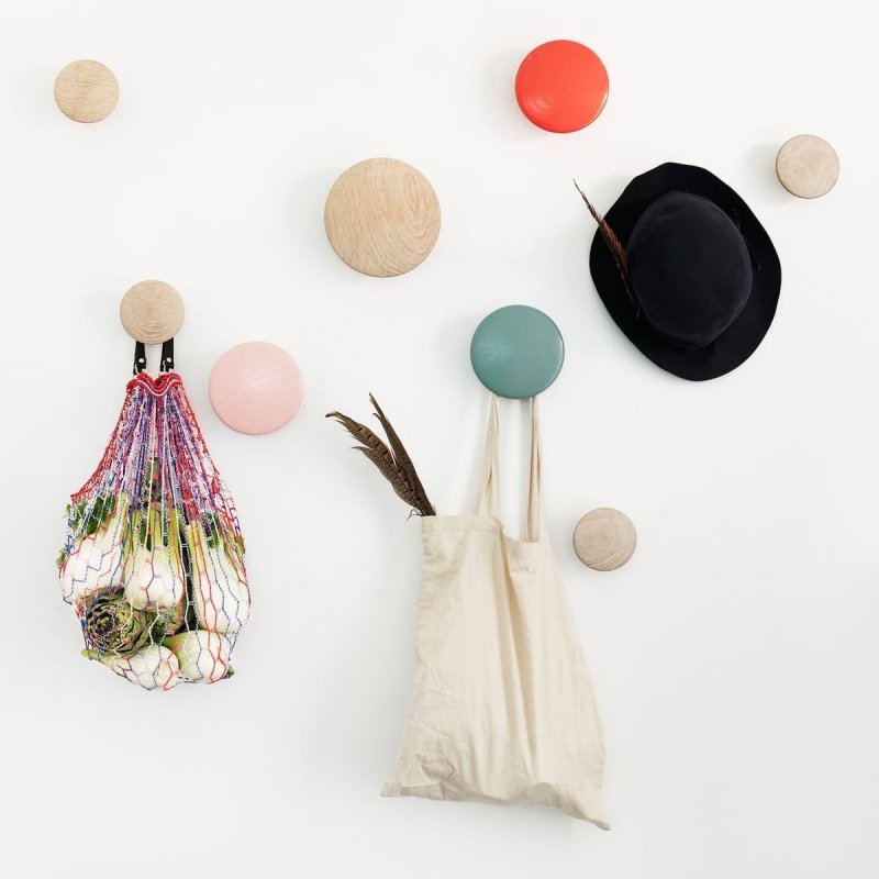 Muuto DOTS Wieszak Drewniany S - 9 cm / Brązowo-Zielony