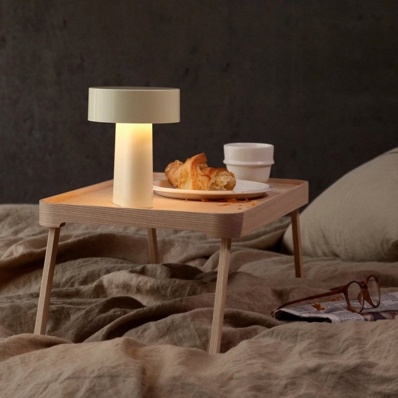 Bezprzewodowa lampa LED Oblong Zone Denmark w kolorze żółtym z matowym wykończeniem